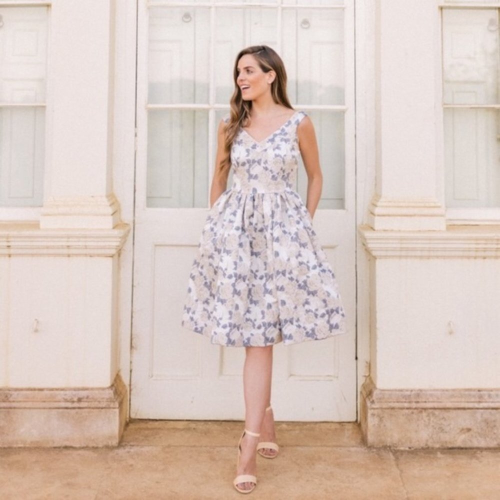 Gal Meets Glam Blue and White Floral Dress
